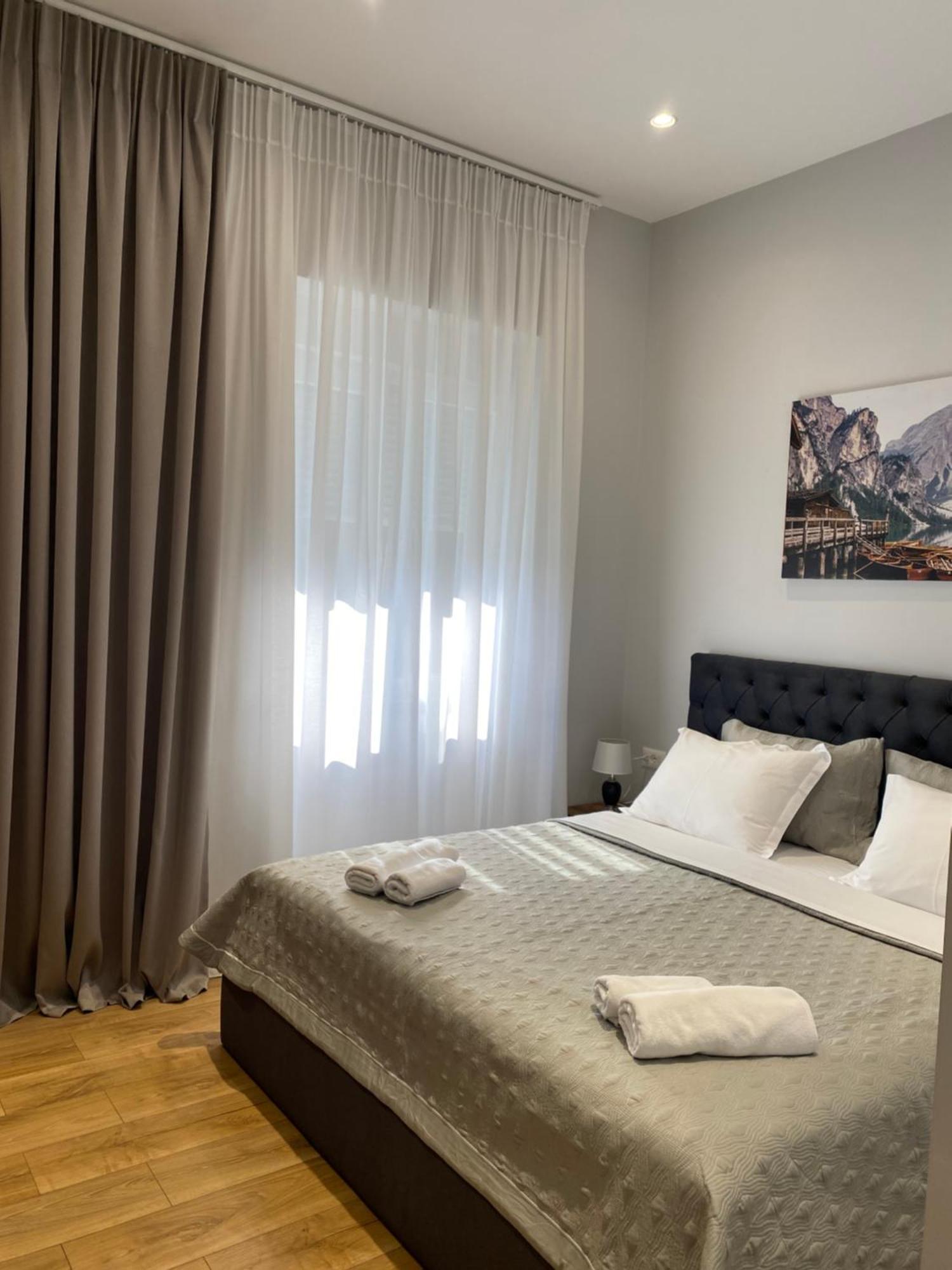 Vila Panto Tirana Bagian luar foto