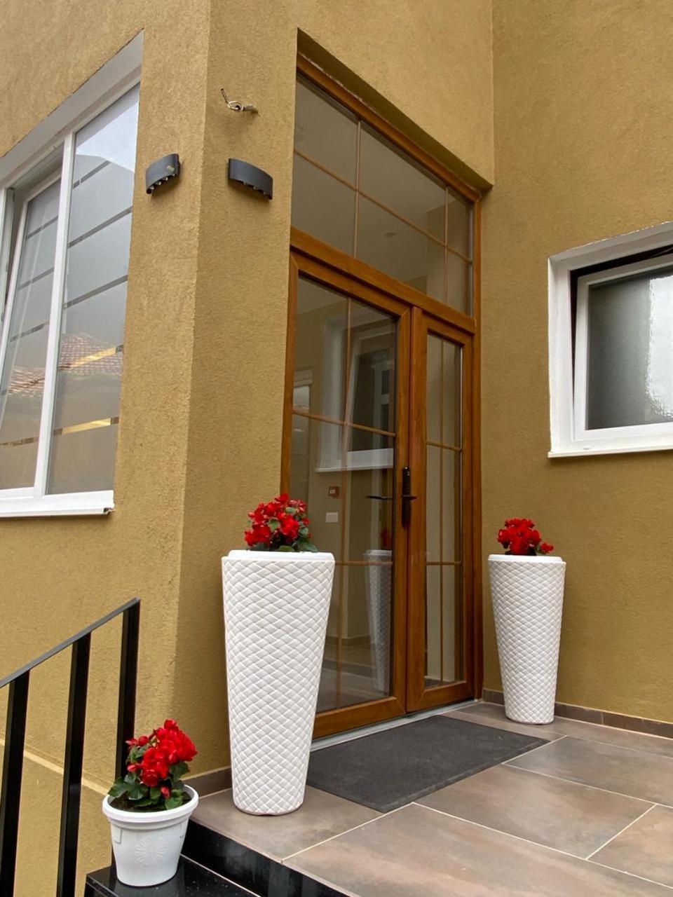Vila Panto Tirana Bagian luar foto